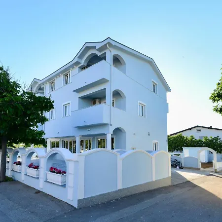 Jadran - Nin120 By Interhome *